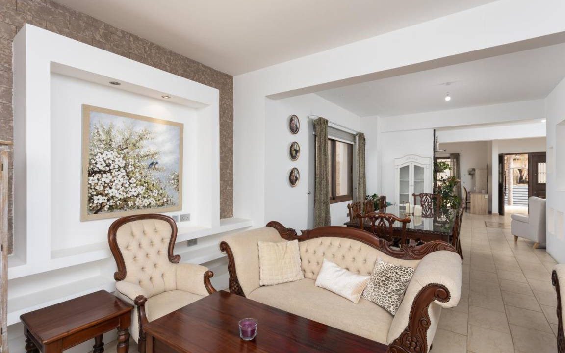 Photo of Livingroom in Pomos