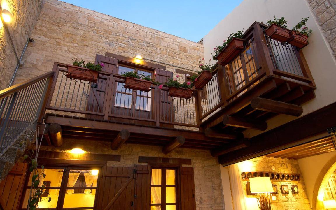 Photo of Buildings in Arsos