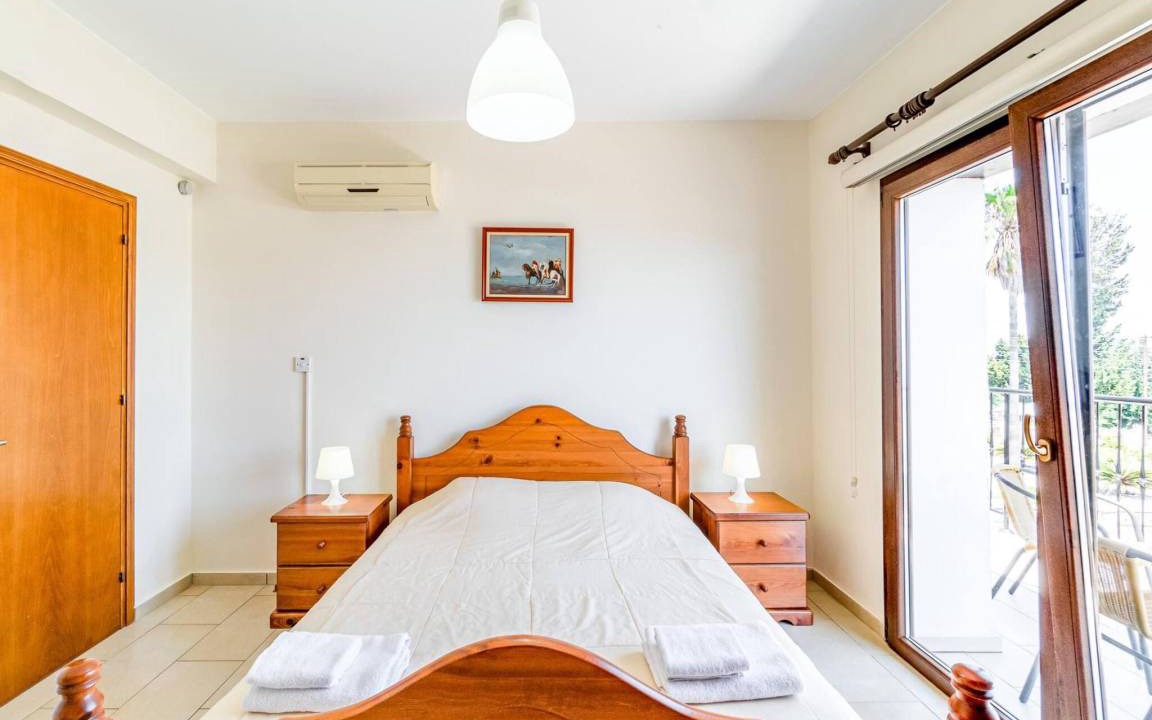 Photo of Bedroom in Droushia