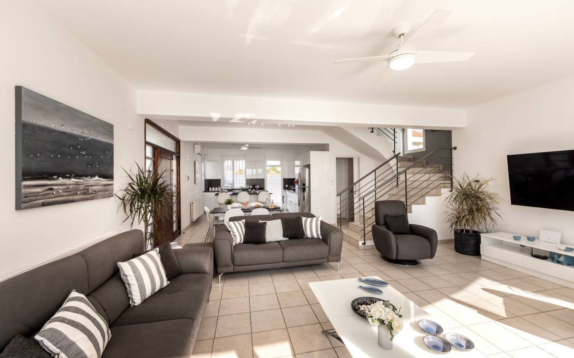 Photo of Livingroom in Pervolia