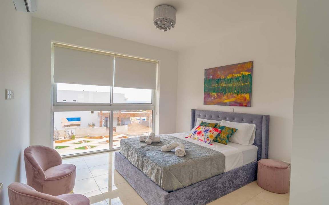 Photo of Bedroom in Peyia Town