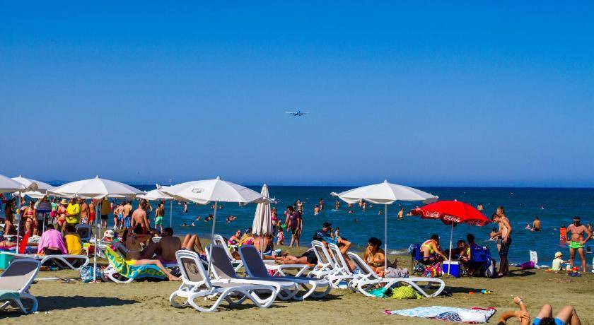 Photo of Others in Pyla