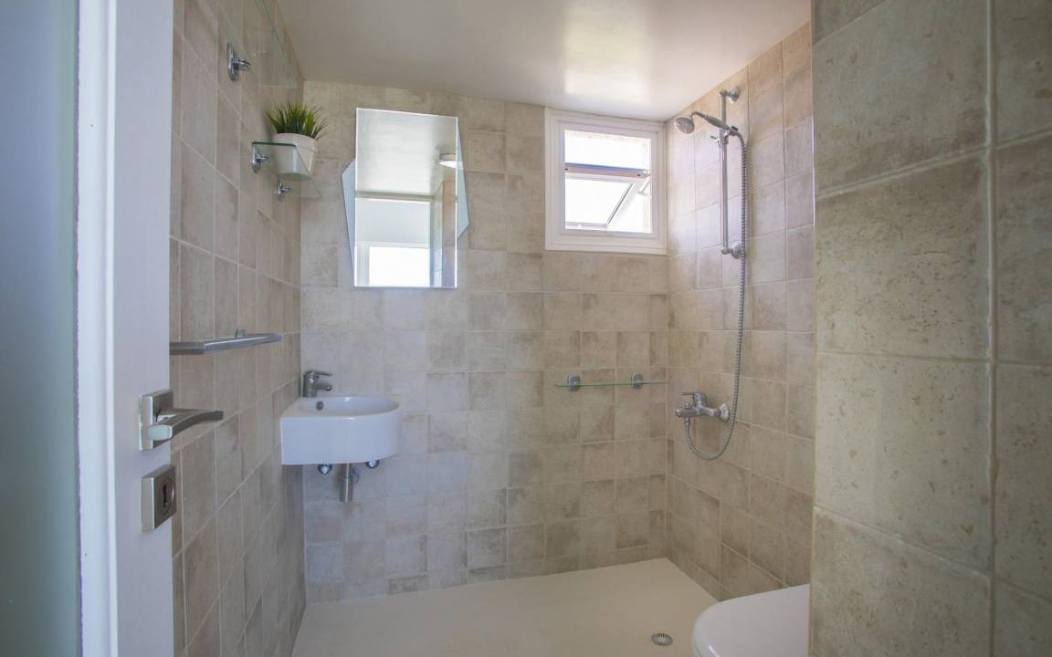 Photo of Bathroom in Oroklini