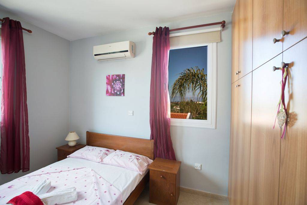 Photo of Others in Pernera