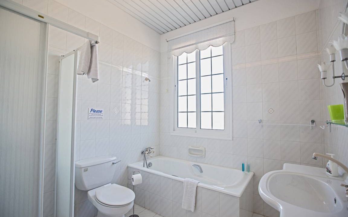 Photo of Bathroom in Paralimni