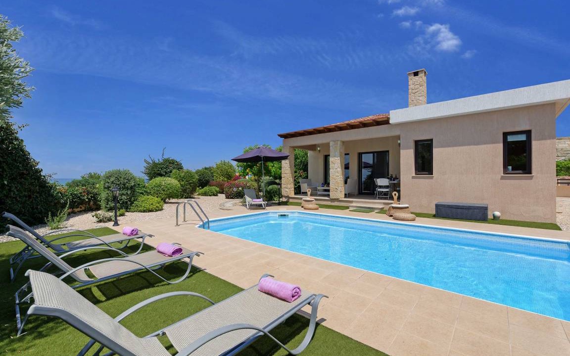 Photo of Outdoor in Latsi