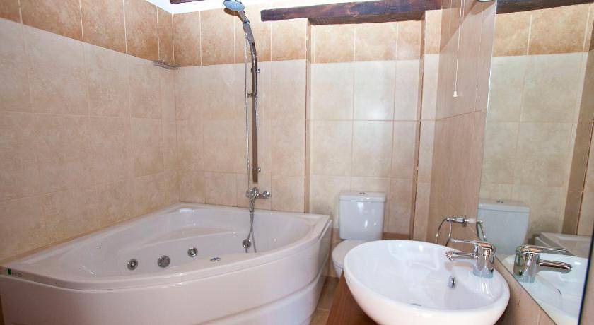 Photo of Bathroom in Kakopetria