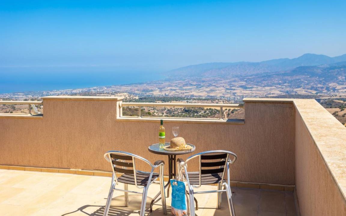 Photo of Patio Balcony in Droushia