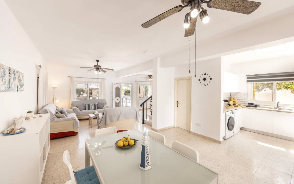 Photo of Livingroom in Ayia Thekla