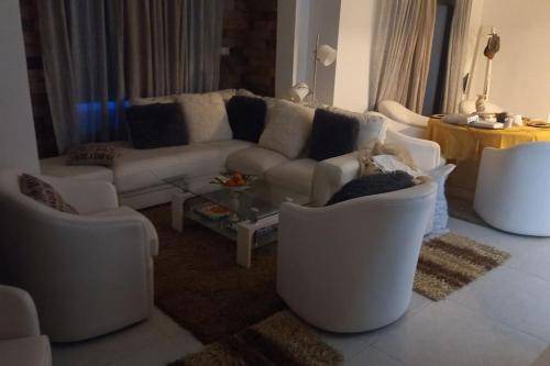 Photo of Livingroom in Emba