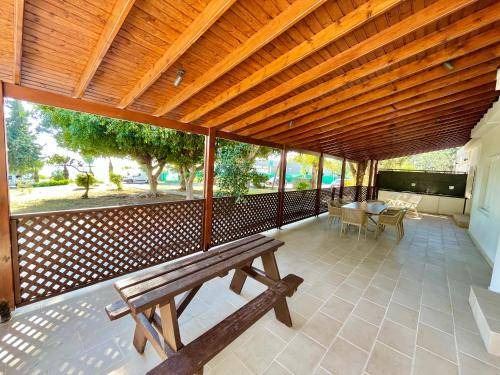 Photo of Patio Balcony in Agios Tychon