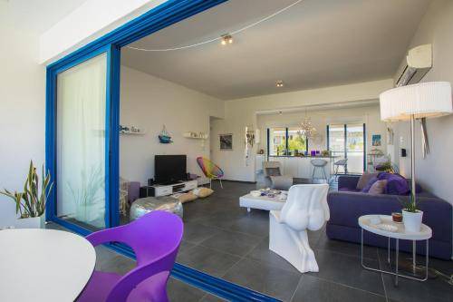 Photo of Livingroom in Cape Greko