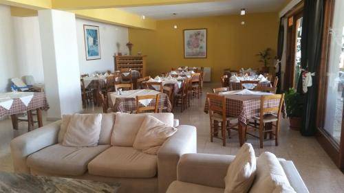 Photo of Livingroom in Pissouri