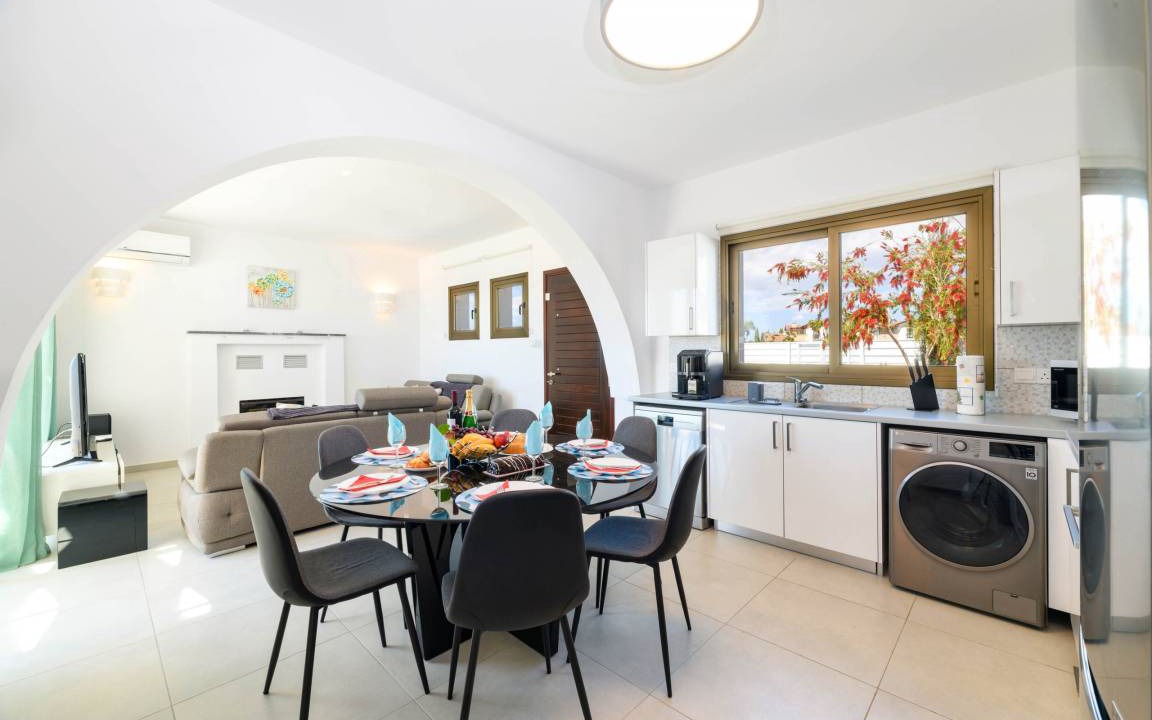 Photo of Livingroom in Ayia Thekla