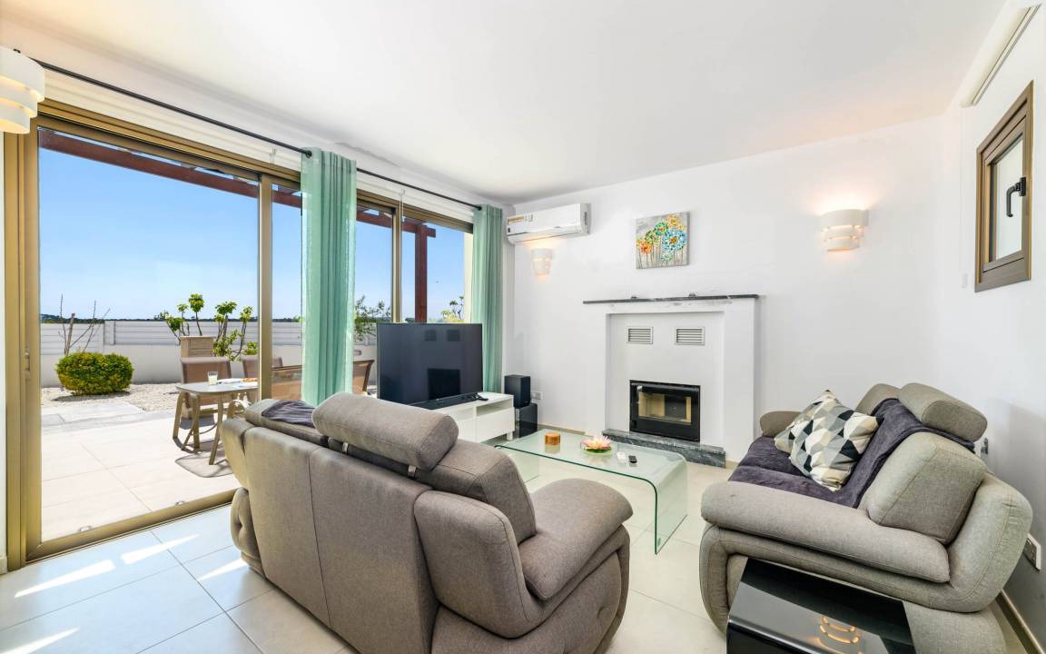 Photo of Livingroom in Ayia Thekla
