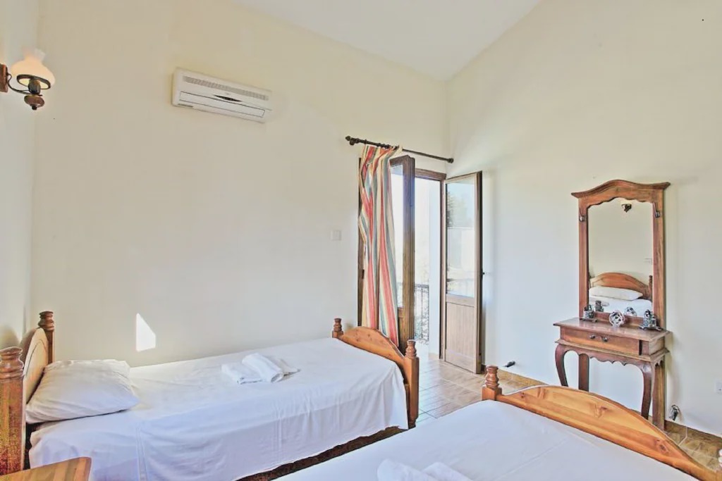 Photo of Bedroom in Prodromi