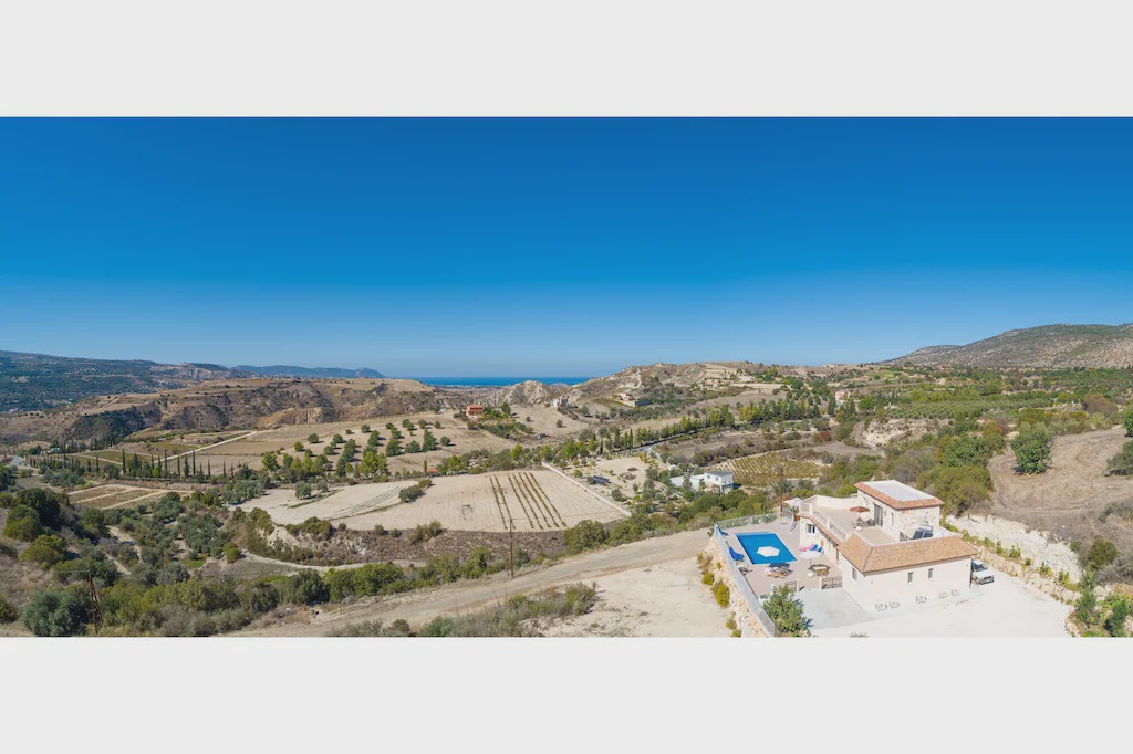Photo of Outdoor in Pano Arodhes