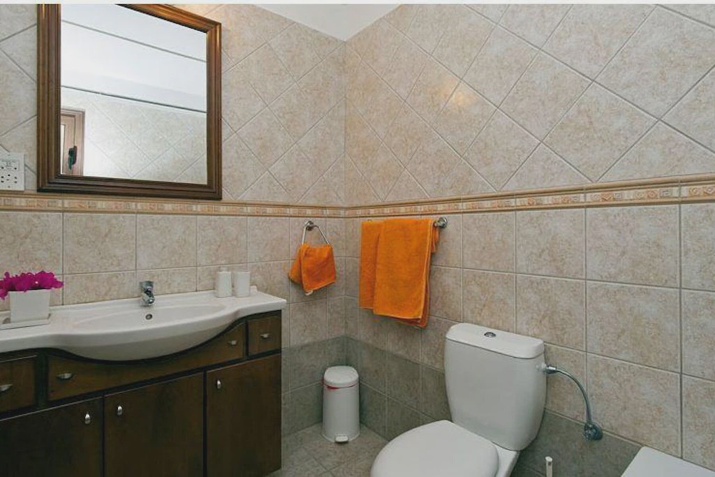 Photo of Bathroom in Peristerona