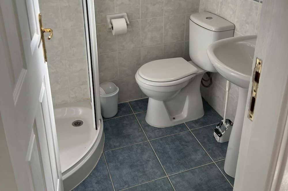 Photo of Bathroom in Karsiyaka