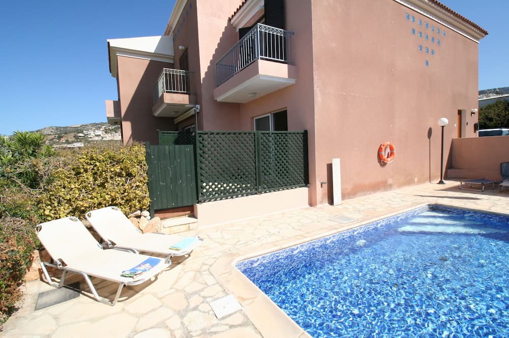 Photo of Outdoor in Peyia Town