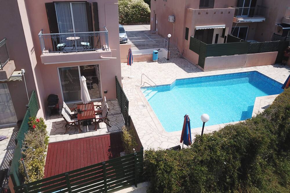 Photo of Outdoor in Peyia Town