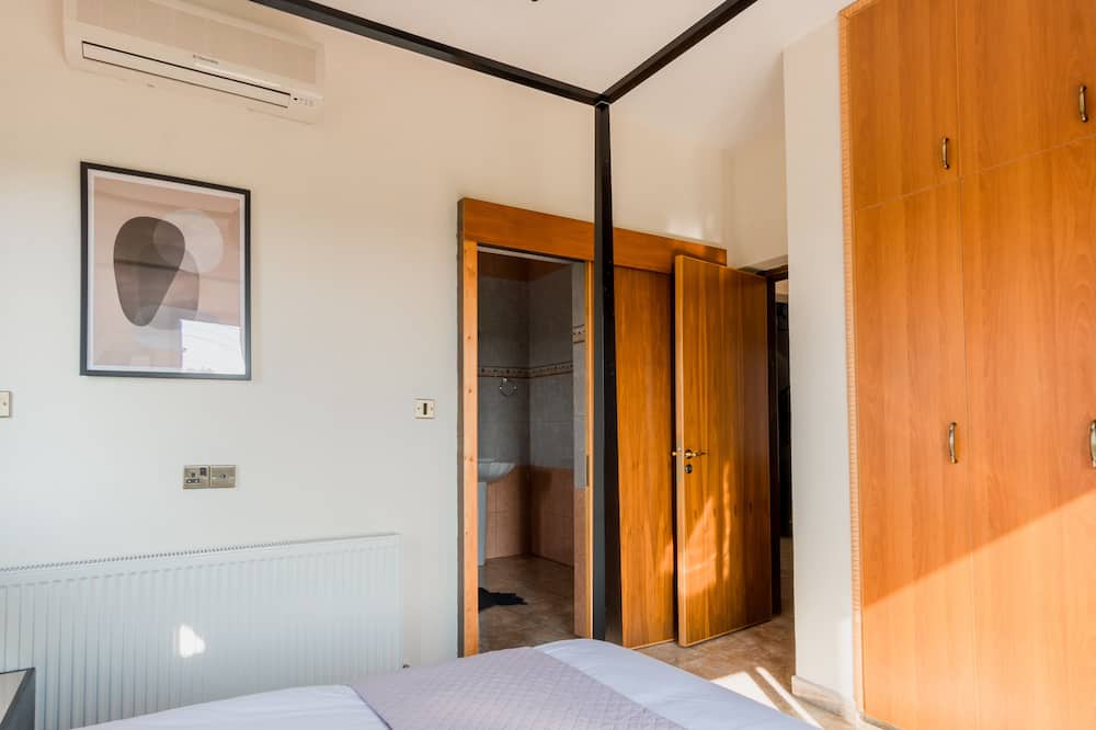 Photo of Bedroom in Ypsonas
