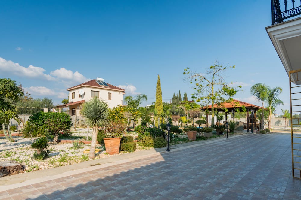 Photo of Outdoor in Ypsonas