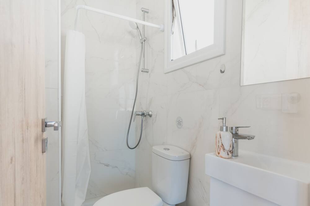 Photo of Bathroom in Tremithousa