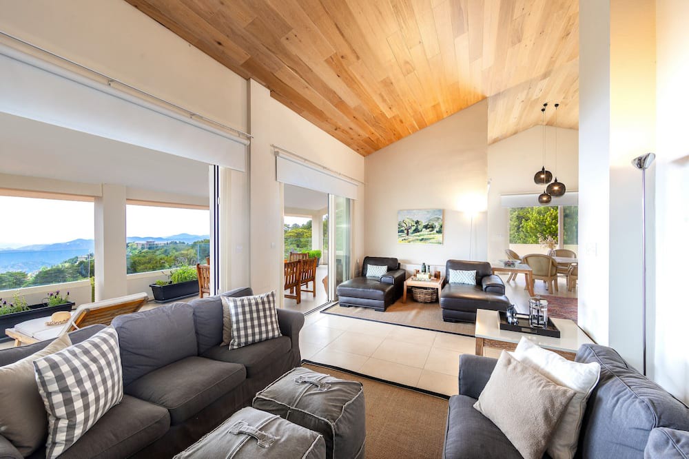 Photo of Livingroom in Prodromos