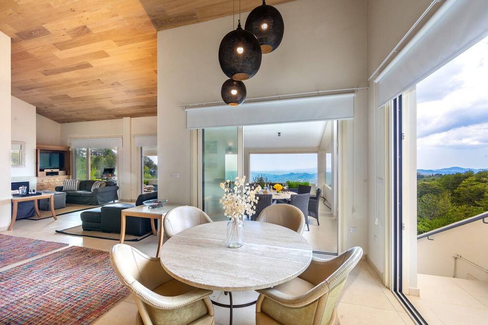 Photo of Livingroom in Prodromos