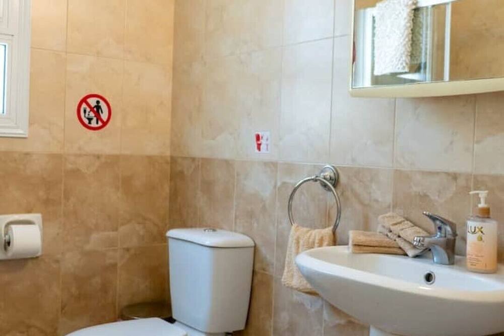 Photo of Bathroom in Strovolos