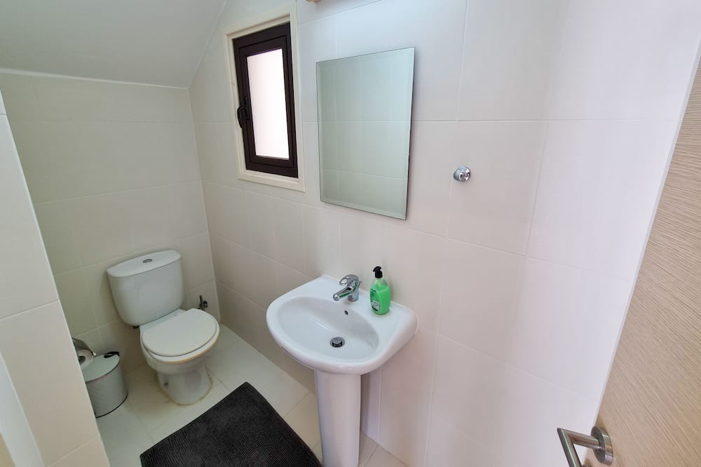 Photo of Bathroom in Tersefanou
