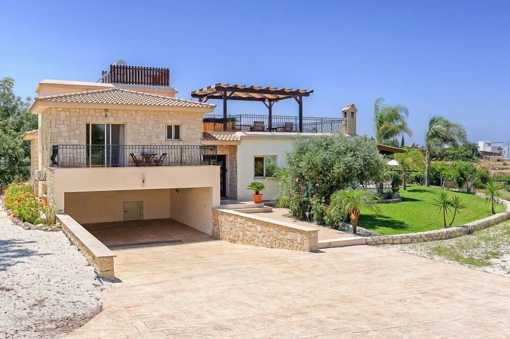Photo of Outdoor in Latchi