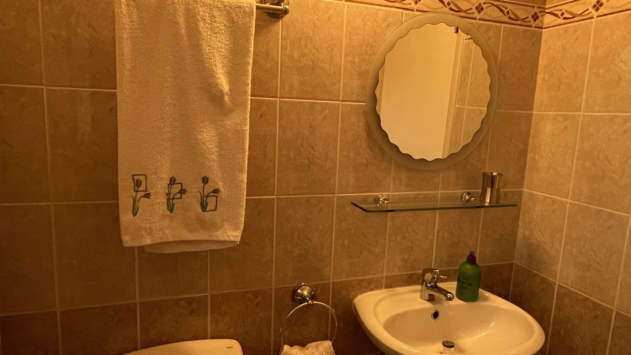 Photo of Bathroom in Marathounta