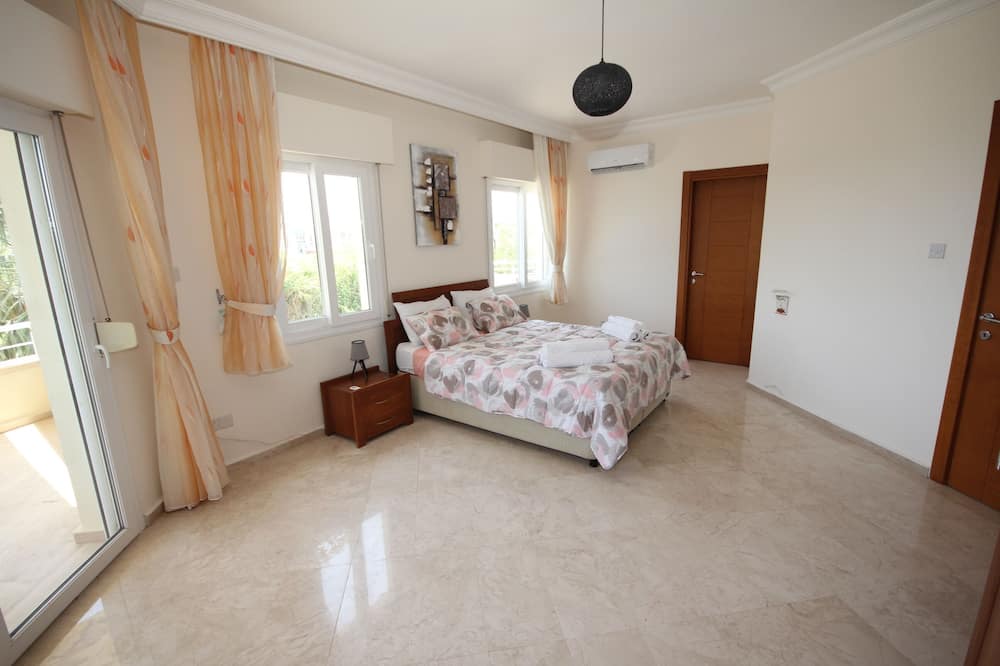 Photo of Bedroom in Kyrenia District