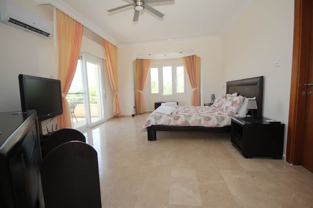 Photo of Bedroom in Kyrenia District