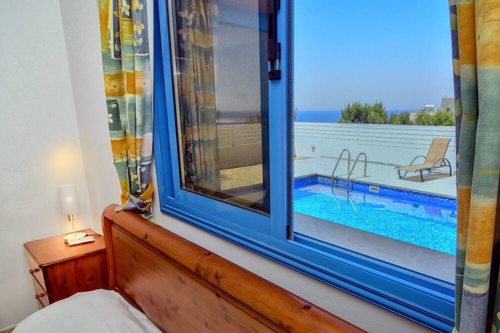 Photo of Bedroom in Pomos
