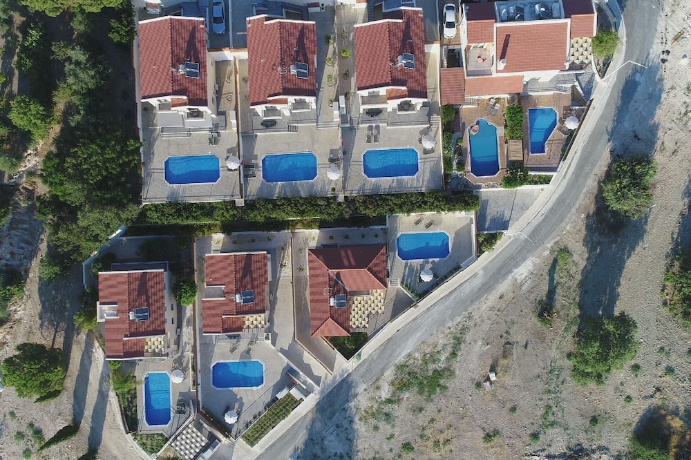 Photo of Outdoor in Meladeia
