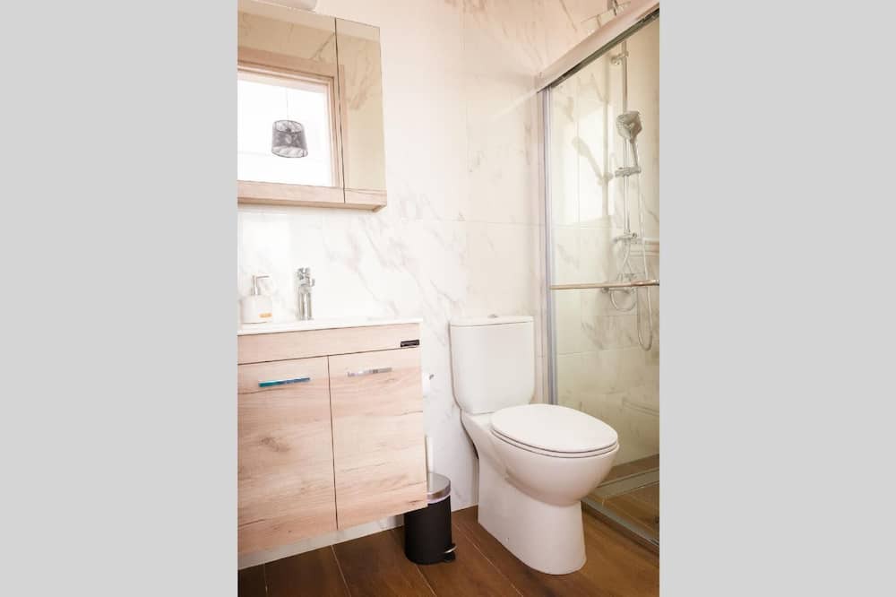 Photo of Bathroom in Meladeia