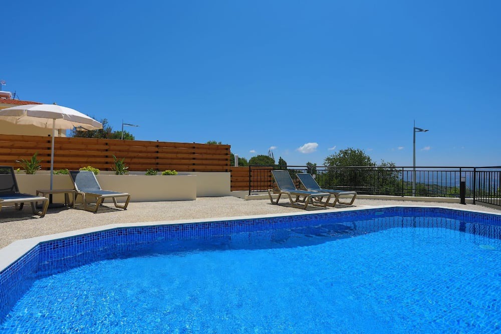 Photo of Outdoor in Meladeia