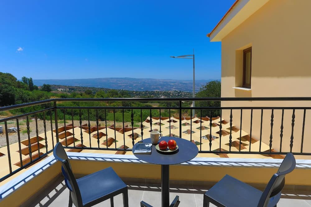 Photo of Outdoor in Meladeia