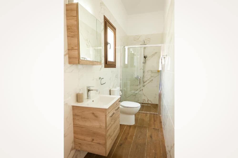 Photo of Bathroom in Meladeia