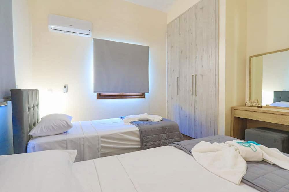 Photo of Bedroom in Meladeia