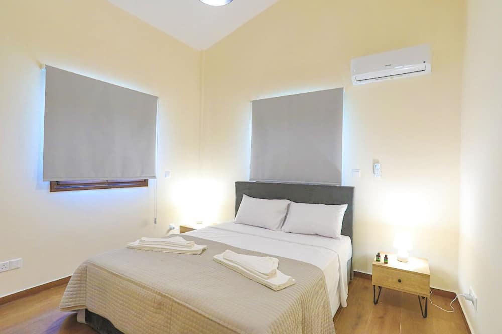 Photo of Bedroom in Meladeia