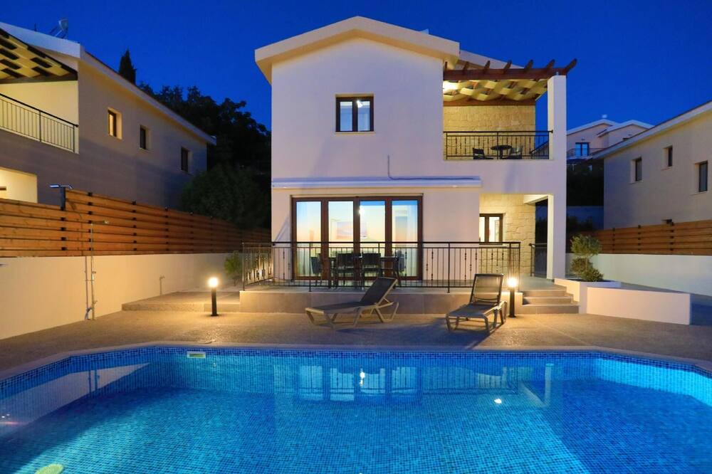 Photo of Outdoor in Meladeia