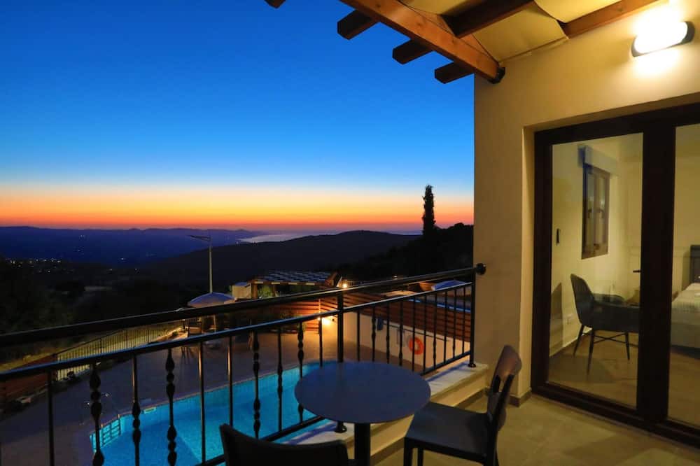 Photo of Outdoor in Meladeia