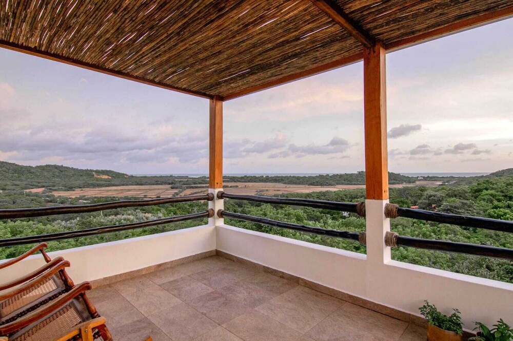 Photo of Patio Balcony in Popoyo