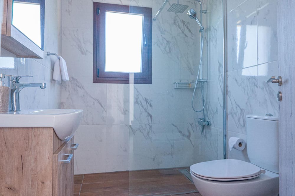 Photo of Bathroom in Meladeia