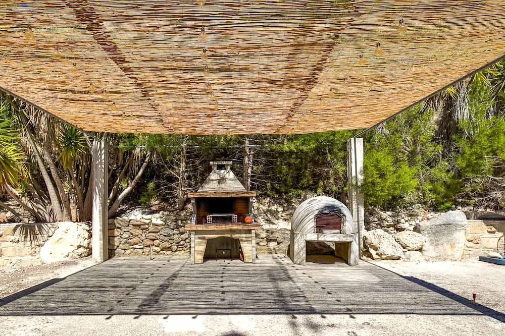 Photo of Outdoor in Miliou