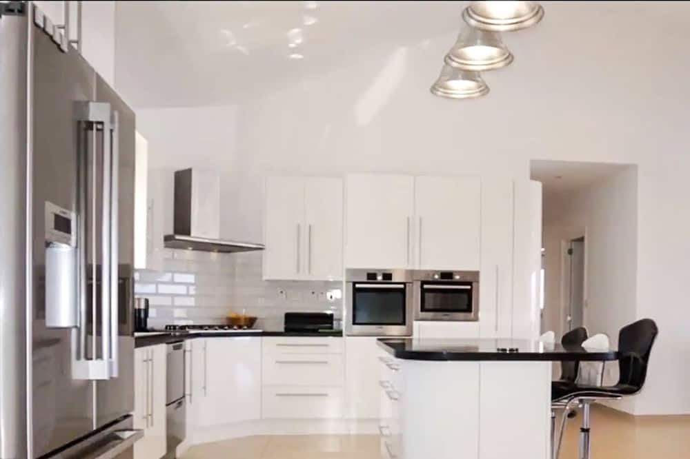 Photo of Kitchen in Stroumpi